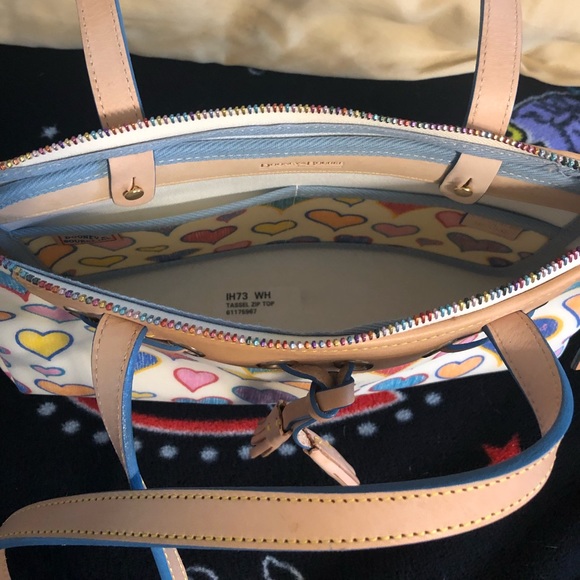 Purse - Picture 6 of 8